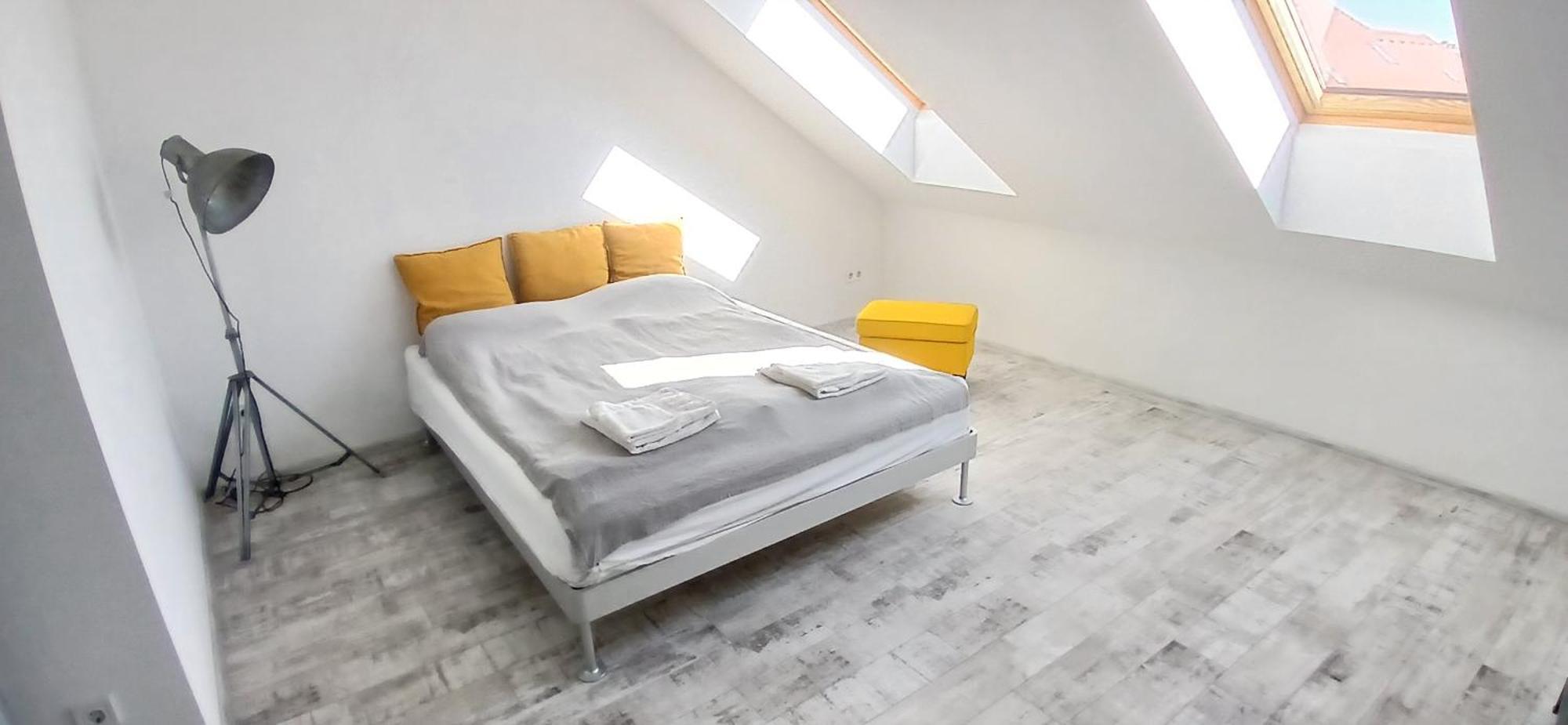 8x8 Tetőtér Apartman Szeged Esterno foto